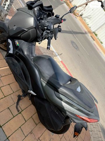 ימאהה X-MAX 300