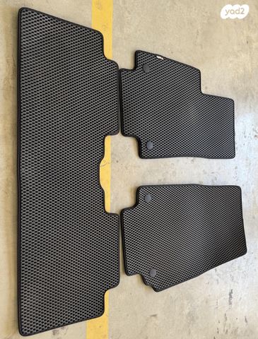 feedItemObj.data.row_1