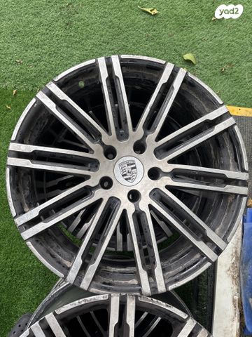 feedItemObj.data.row_1