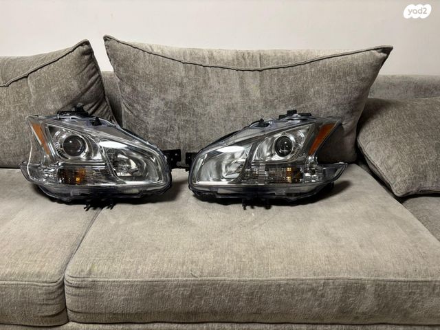 feedItemObj.data.row_1