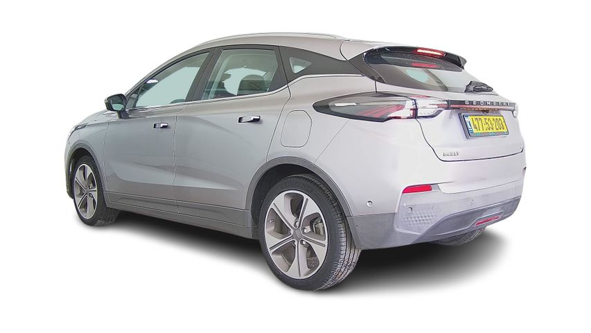 ג׳ילי Geometry C