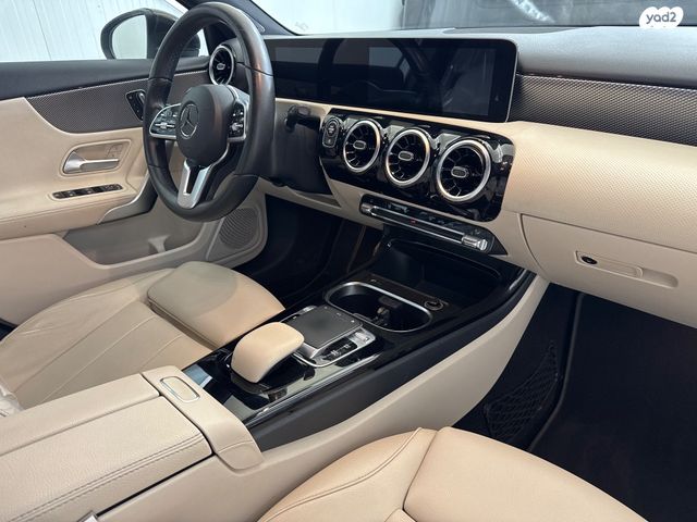 מרצדס-בנץ A-class