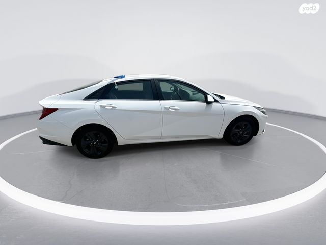 יונדאי אלנטרה