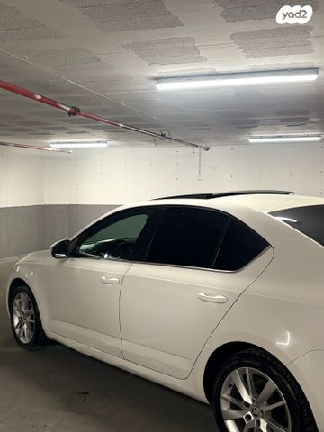 סקודה אוקטביה