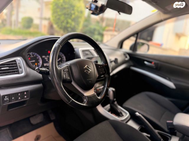 סוזוקי קרוסאובר