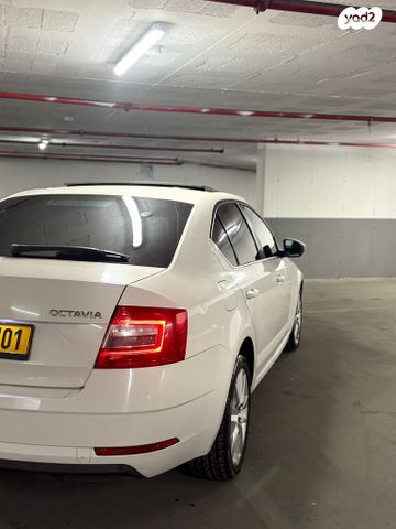 סקודה אוקטביה