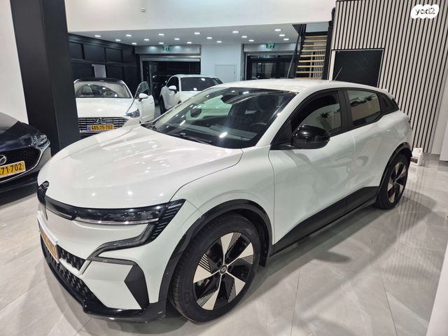 מודעת רכב רנו מגאן E-Tech