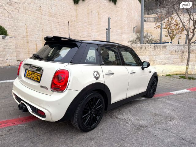 מודעת רכב מיני קופר