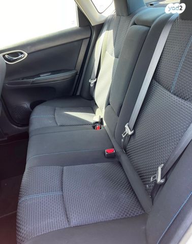 ניסאן סנטרה