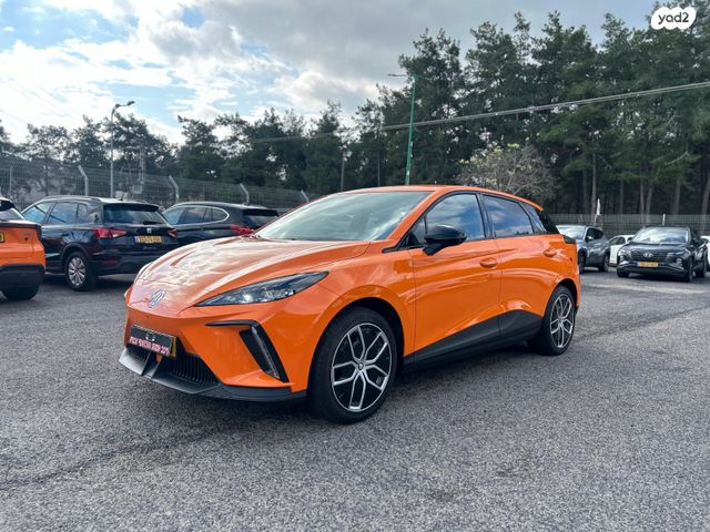 מודעת רכב אם ג'י MG4