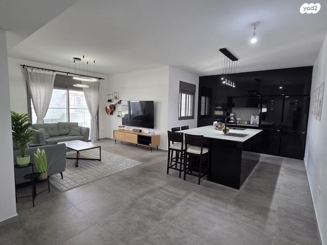 הנרייטה סאלד 10