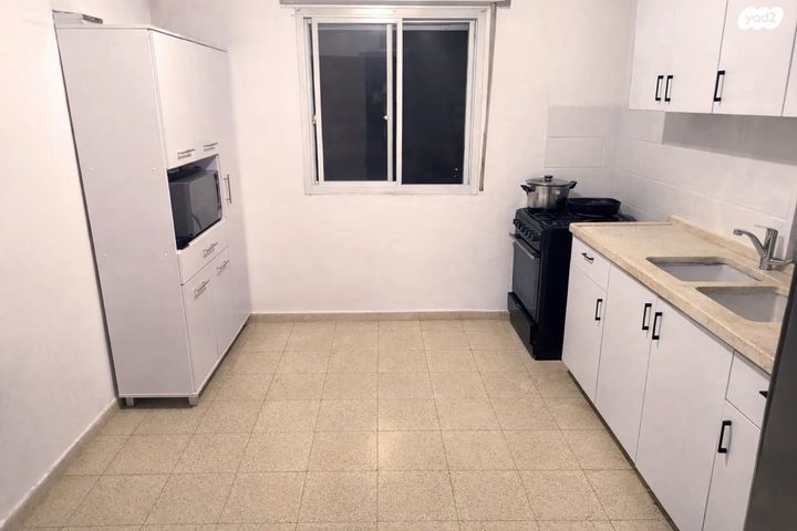 דירה, נחל אשכול 411, קרית ארבע, קרית ארבע