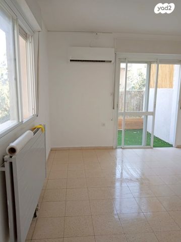 דירה, נחל אשכול 411, קרית ארבע, קרית ארבע