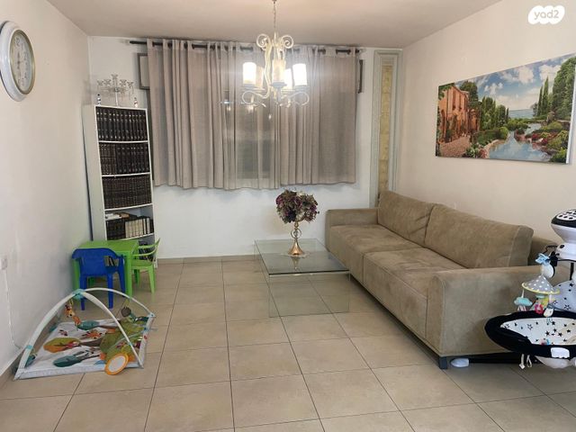 דירה, הרב עובדיה יוסף 23, מגדל אור, מגדל העמק