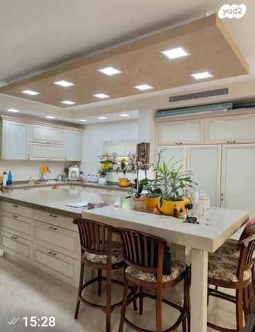 בית פרטי/ קוטג', יערה 12, שאר העיר, להבים