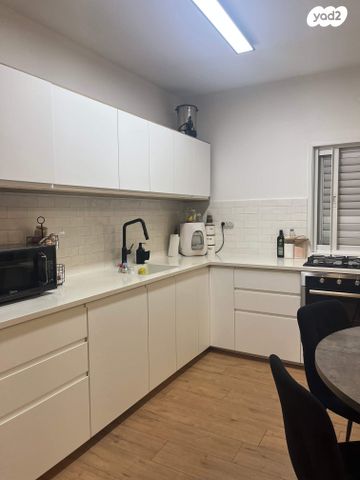 דירה, אבן גבירול 1, נאות שקמה, ראשון לציון