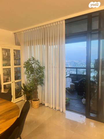 דירה, אריק איינשטיין 3, דרום חדש, פארק הים, בת ים