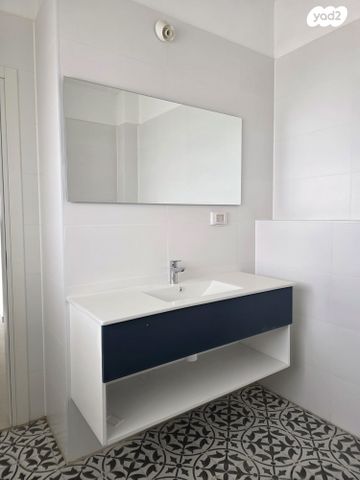 דירה, נחל צלמון 2, צור יצחק, צור יצחק