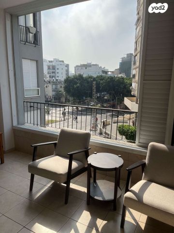 דירה, שדרות העצמאות 41, רוטשילד עצמאות, בת ים