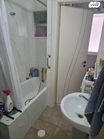 דירה, משה צדקה 1, נווה מאיר, רמלה