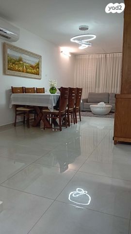 דירה, יונה גרין 7, קרית הרב סלומון, פתח תקווה