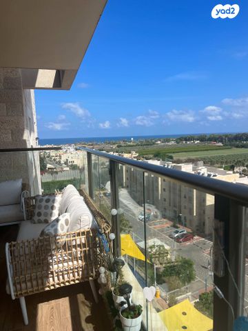 דירה, עוזי חיטמן 3, הכרם ב, עכו