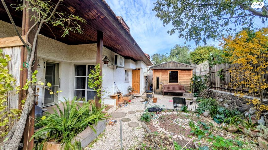 בית פרטי/ קוטג', דולב 4, גמלא, קצרין