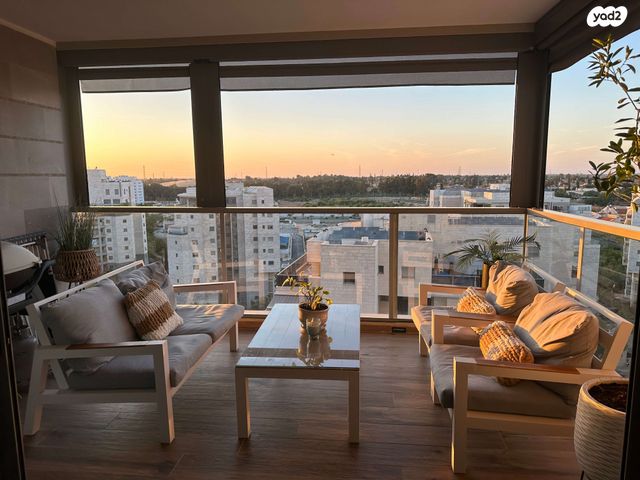 דירה, המפרש 5, נאות רבין, יבנה