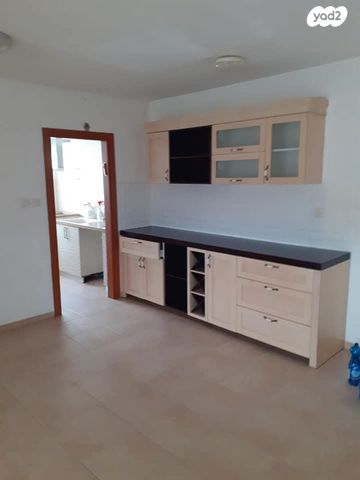 דירה, הזמיר 54, נהריה הירוקה, נהריה