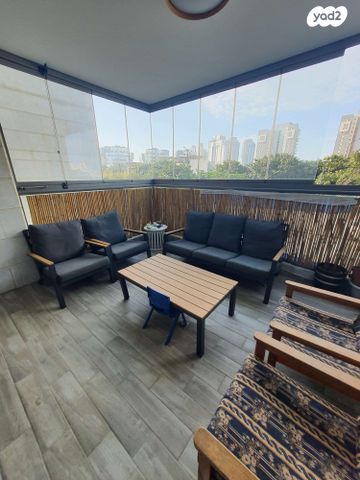 דירה, שדרות בן צבי 106, אגמים, נתניה