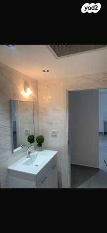 דירה, גולדה מאיר 1, מורשת, מודיעין מכבים רעות