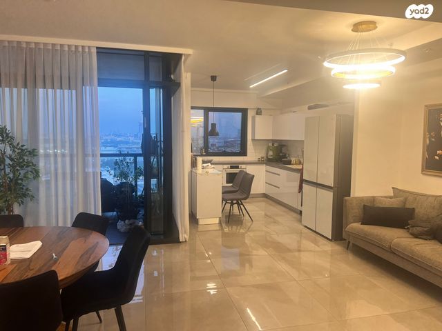 דירה, אריק איינשטיין 3, דרום חדש, פארק הים, בת ים