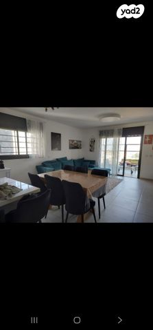 דירה, שדרות מנחם בגין 56, גבעת אולגה, חדרה