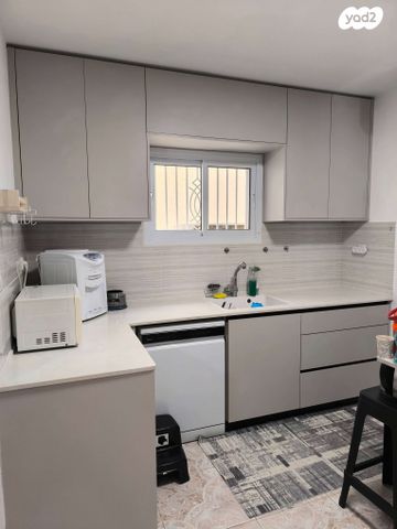 דירה, ישראל גלילי 2, בן גוריון, שדרות