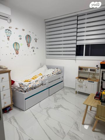 דירה, בן ציון ישראלי 15, נאות רחל, חולון