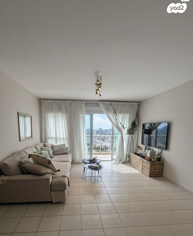 שדרות רוטשילד 15