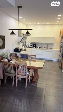 דירת גן, האלוף דוד מימון 17, קרית הלאום, ראשון לציון