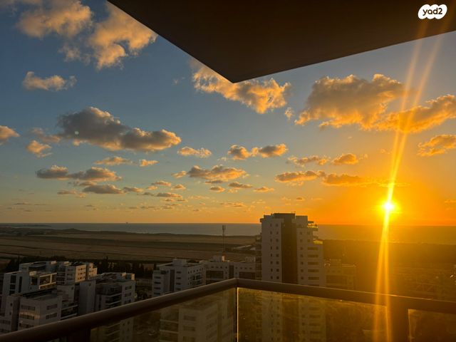 דירה, השחף 15, החותרים, טירת כרמל