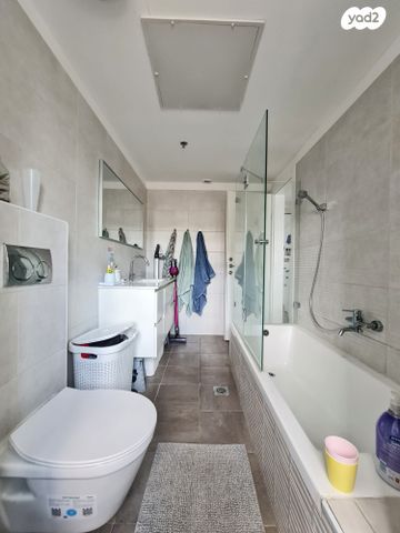 דירה, אחוזה 50, לסטר/רבוצקי, רעננה