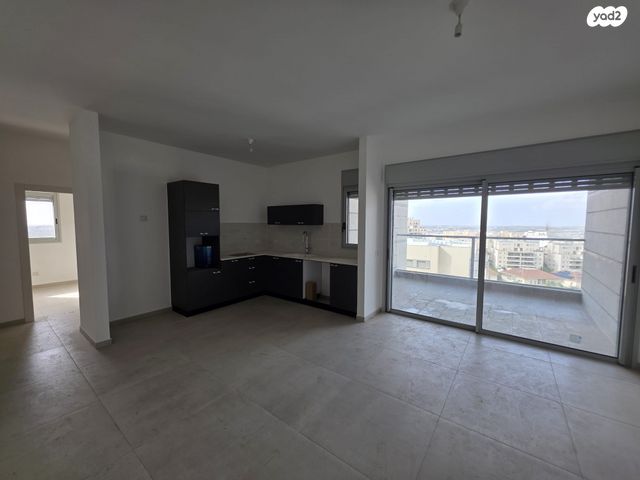 דירה, נחל צלמון 2, צור יצחק, צור יצחק