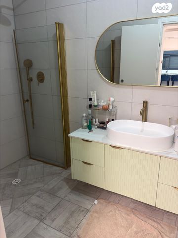 גג/ פנטהאוז, שפיה 21, עיר היין, אשקלון