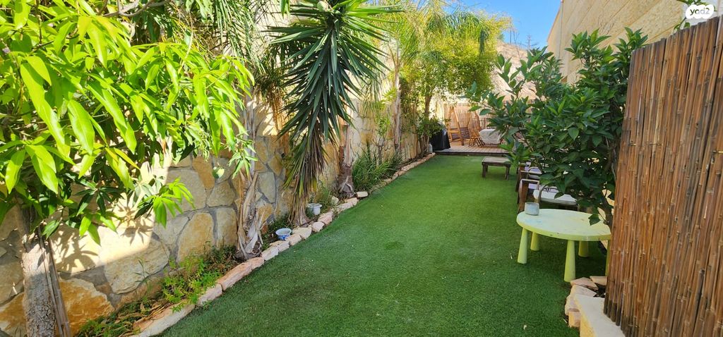 דירת גן, דרך נחל קדם 203, כפר אדומים, כפר אדומים