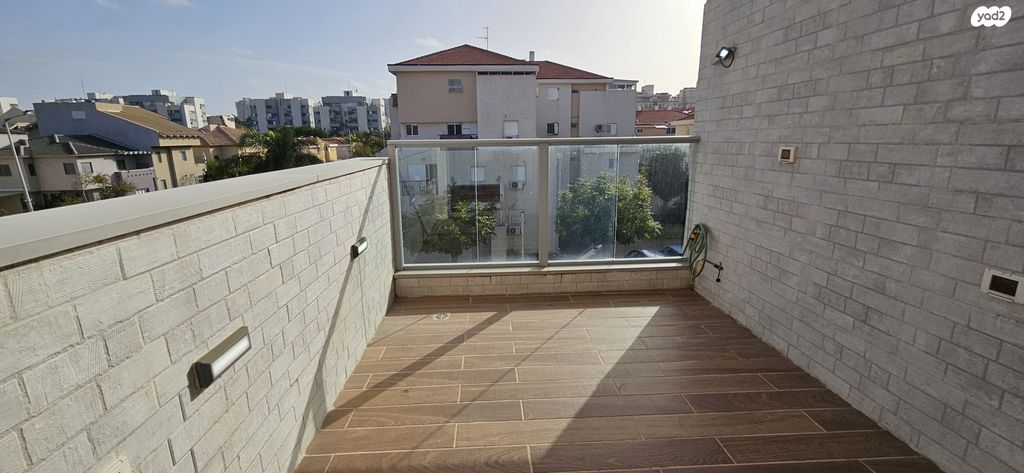 דירה, אסתר המלכה 2, משכנות זבולון, נתניה