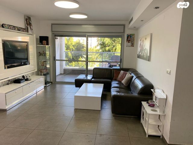 דירה, עפרה חזה 7, קרית האמנים, מצליח, רמלה