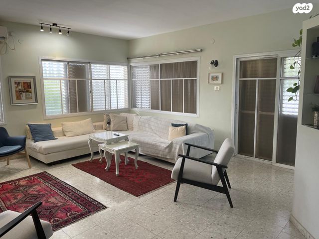 בית פרטי/ קוטג', טופח 6, שאר העיר, להבים