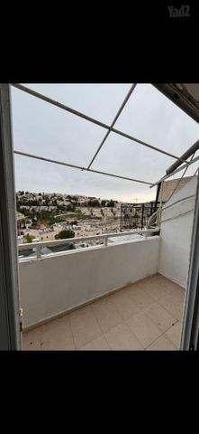 דירה למכירה בירושלים — 4