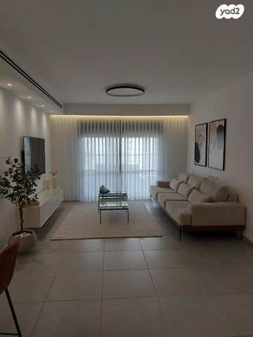 דירה, ארגמן 7, עיר היין, אשקלון