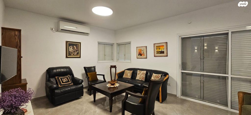 דירה, אסתר המלכה 2, משכנות זבולון, נתניה