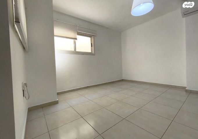 יחידת דיור, השיטה 8, הגבעה, אבן יהודה