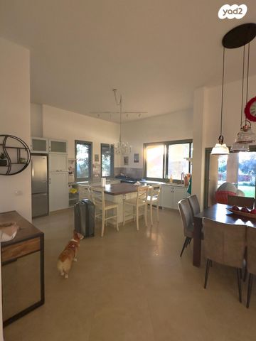 בית פרטי/ קוטג', נתיב העשרה, נתיב העשרה, נתיב העשרה